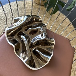 Antique bronze